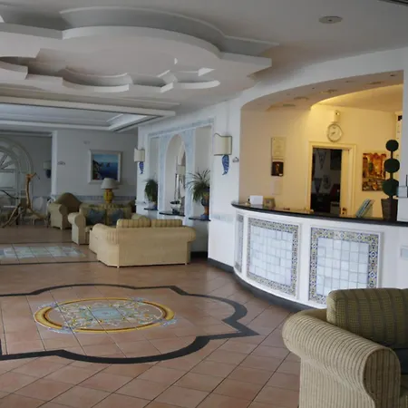 Üdülőközpont Club Sabbiadoro 4*