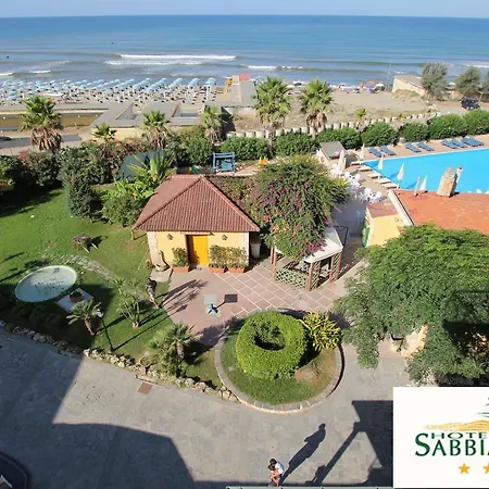 Üdülőközpont Club Sabbiadoro 4*